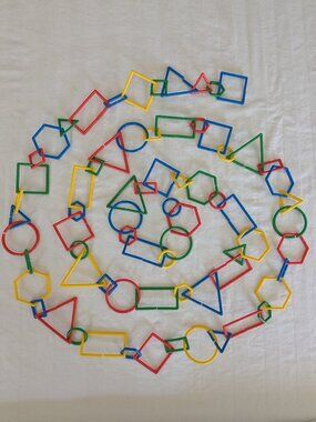 Hand2mind Attribute Link Set - Shape & Color Educational Manipulatives